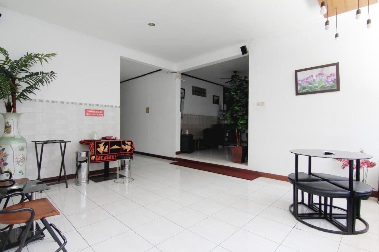 בנדונג Hotel Palem מראה חיצוני תמונה