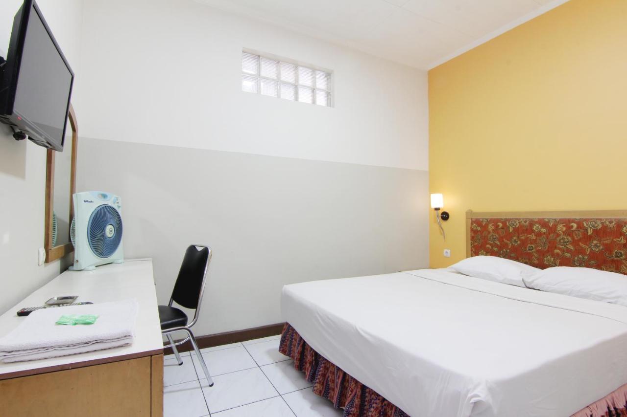 בנדונג Hotel Palem מראה חיצוני תמונה